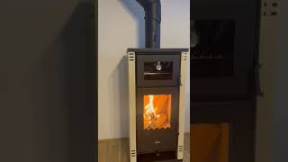 Stylish Heating with Wood Stove K2 GT F with oven – Warm and Efficient fireplace woodstove fire [upl. by Sherrill]