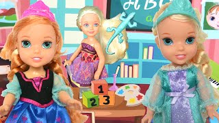 SHOW amp TELL  Elsa amp Anna Toddlers at School 🌈 New Girl 🌺 Ep 41  Toys In Action [upl. by Adihaj]