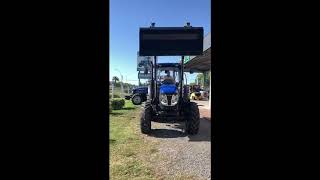 TRACTOR LOVOL 110 HP CON PALA FRONTAL [upl. by Inalaeham630]