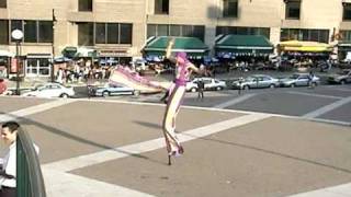 Grégoire Dunlevy maître échassier  Danse sur Échasses  StiltDancing [upl. by Enilrek]