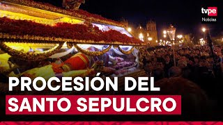 Semana Santa en Ayacucho se realiza la procesión del Santo Sepulcro y la Virgen Dolorosa [upl. by Osswald]