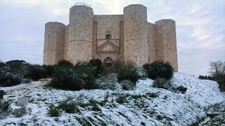 Neve in Puglia  Castel del Monte sotto la neve  2018 [upl. by Irrak266]