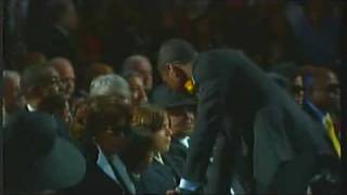 Usher paying tribute to Micheal Jackson 70709 HQ [upl. by Seleta]