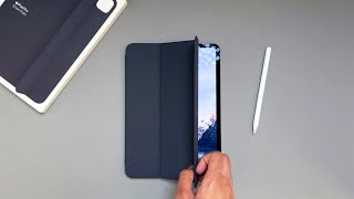 M4 iPad Pro Smart Folio Case  Review [upl. by Nosimaj72]