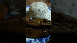 Daing na galunggong at fried rice ulamoftheday [upl. by Yeslaehc]