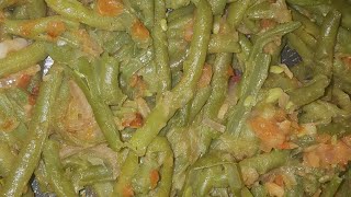 Recette des haricots verts sautées [upl. by Atnohs]