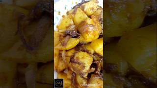 ഉരുള കിഴങ്ങു മെഴുക്കു പുരട്ടി Kerala Potato Mezhukkupuratti  Potato Stir Fry  own recipe [upl. by Barclay]