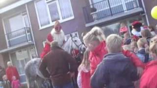 Sinterklaas valt van paard blooper [upl. by Suirtemed253]