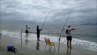 Pesca de praia em Ilha Comprida 2014 [upl. by Aliac]