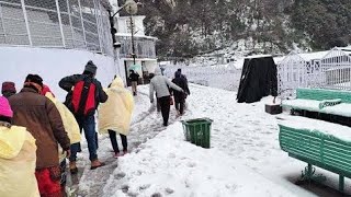 Heavy Snowfall in Shri Mata Vaishno Devi Ji  Snowfall in Vaishno Devi  Snowfall Update [upl. by Anaahs823]