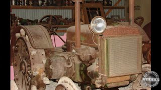 Whats A John Deere Exhibit B  The Story of the Unstyled Model D Crawler [upl. by Vocaay]