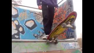 Cliché skateboards banana board [upl. by Oster361]