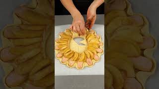 Dessert in 5 minutes Just puff pastry and apples [upl. by Liatris]