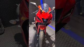 New Yamaha R15 V4  Metallic Red [upl. by Zwart365]