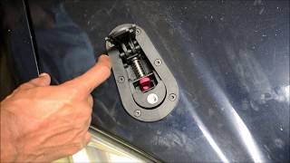 AeroCatch Hood Pin Install EP3 RSX [upl. by Cirilla742]