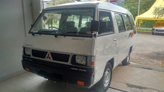 In Depth Tour Mitsubishi L300 Minibus Deluxe  Indonesia [upl. by Zobe281]