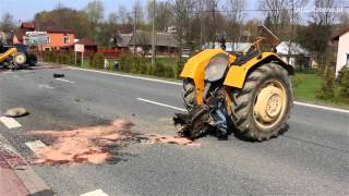 Wypadek w Głojsacach Zderzenie ciągnika i samochodu osobowego 07042016 [upl. by Sanderson]