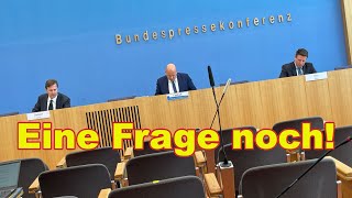 Laut RKI ist jeder zweite positive Schnelltest ein Fehlalarm – heute auf der Bundespressekonferenz [upl. by Oiramal]