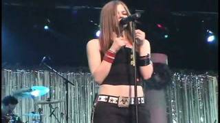 Avril Lavigne  Live In Dublin Ireland 2003 Full Live HQ [upl. by Gay262]