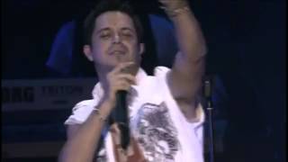 Alejandro Sanz 2004 Live YSi Fuera Ella Amiga Mia Mi Soledad Y Yo [upl. by Lekzehcey]