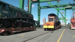 A4s 60008 DDE amp 60010 DoC being loaded onto Atlantic Conveyor Halifax 25 Sept 2012 [upl. by Notlrahc]