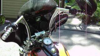 2011 Dyna Wide Glide Batwing fairing speakersaudio stereo [upl. by Dougy]