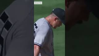 Carlos Rodon blows kisses to Yankees fans chirping him 😬🫢 shorts [upl. by Artur]