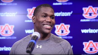 Does Kerryon Johnson have the best Twitter game at Auburn [upl. by Elletnahs226]