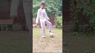 Easy Nutmeg skills Tutorial ⚽🤙🥶easy football neymar viralshorts [upl. by Dieball]