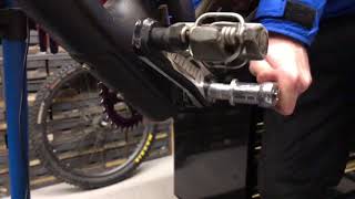 Hopetech crank removal RAW style [upl. by Nnaeed]