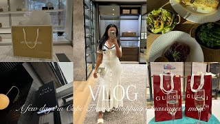 VLOG Lunch Date Shopping A Few Days In Cape Town Luxury Massage MORE [upl. by Ecirb840]