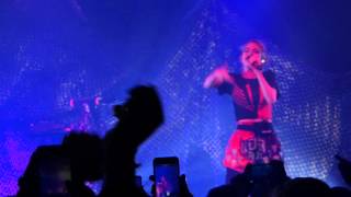 Grimes  Oblivion live Manchester Academy 120316 [upl. by Niwled]