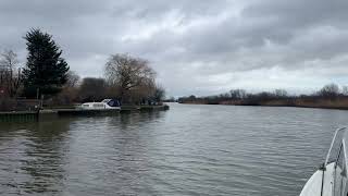 Coming into Oulton Broad River Waveney [upl. by Mcdowell]