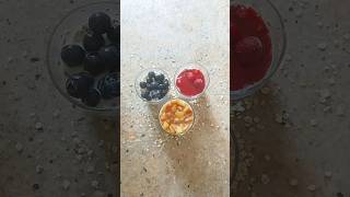 Overnight oats  3 façons différentes  mealprep overnightoats fraise pomme myrtille oats [upl. by Alimhaj992]