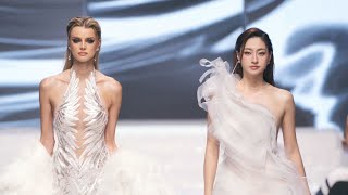 Lương Thùy Linh đọ trình catwalk cùng đương kim Miss World trong BST của Lê Thanh Hoà [upl. by Onid]