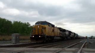 Tons Of Rail Action At Englewood And Pine Junction 51110 [upl. by Moynahan113]