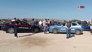 Sbarco di migranti in corso sul lungomare di Marsala [upl. by Ingaberg895]