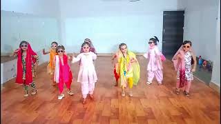 Disco Gippy Grewal kids dance Shinda Shinda No Pappa New Punjabi Song Punjabi Dance [upl. by Akimik]