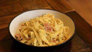 Courgette and Bacon Tagliatelle [upl. by Wessling860]