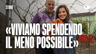 «Spendiamo un centinaio di euro al mese» vita da risparmiatori seriali [upl. by Adena]