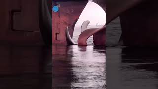 Hélice propeller barcos propeller sailing navegar propulsion ship vessel funny [upl. by Harihs]