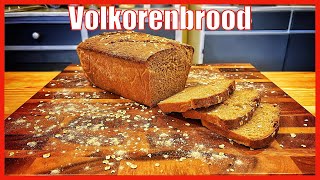 Gezond Genieten met Zelfgebakken Volkorenbrood  Video Recept [upl. by Adnylg]