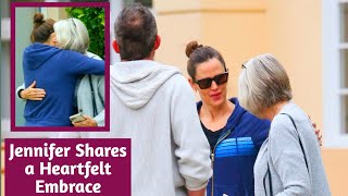 Jennifer Garner and Ben Afflecks Mother Share a Heartwarming Embrace at Garners Home [upl. by Pegasus616]