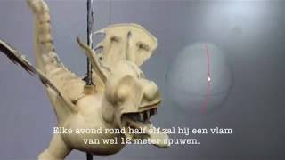 De draak van het Gentse Belfort spuwt vuur [upl. by Mazel240]