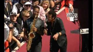 Lionel Richie  Easy Live at 2010 AFL Grand Final Replay 2102010 [upl. by Amitie]