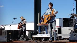 quotBIG CITYquot Mo Pitney cover of Merle Haggard song from Kickin Up Kountry Karlstad Mn June 10 2017 [upl. by Orecic]