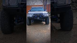 First Gen 2005 Sequoia Total Chaos 35 long travel racing suspension Getting the Blues [upl. by Gereld]