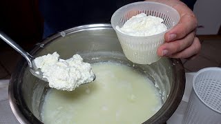 Come fare la Ricotta fatta in Casa facilissima e buonissima [upl. by Sauer]